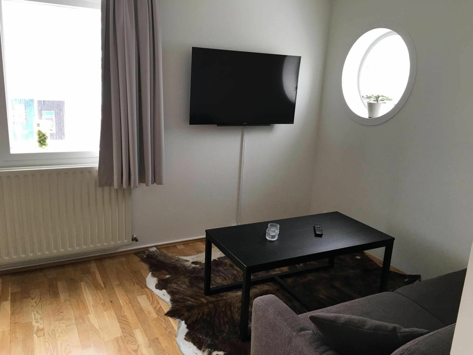 Hotel Ibudir Apartments Akureyri Exteriör bild